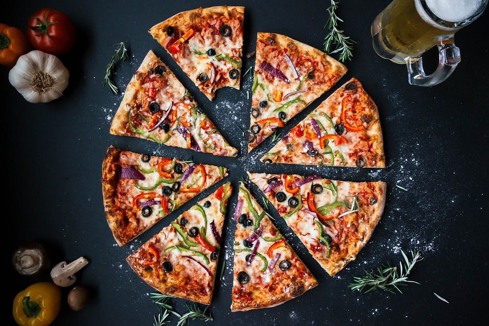 12 idées simples pour augmenter les revenus de sa pizzeria avec internet